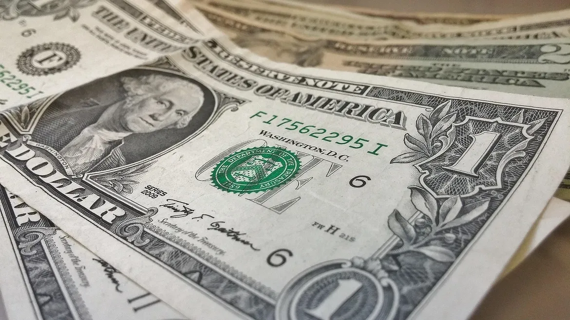 invest investing fractional reserve banking